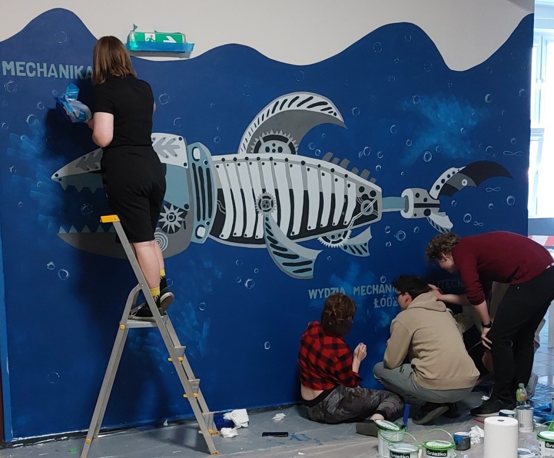 Studenci Wydziału włączyli się w prace nad muralem