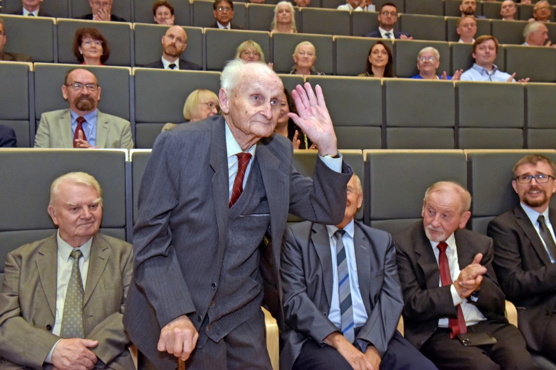 Prof. Jerzy Luciński dyrektor Instytutu w latach 1986-95