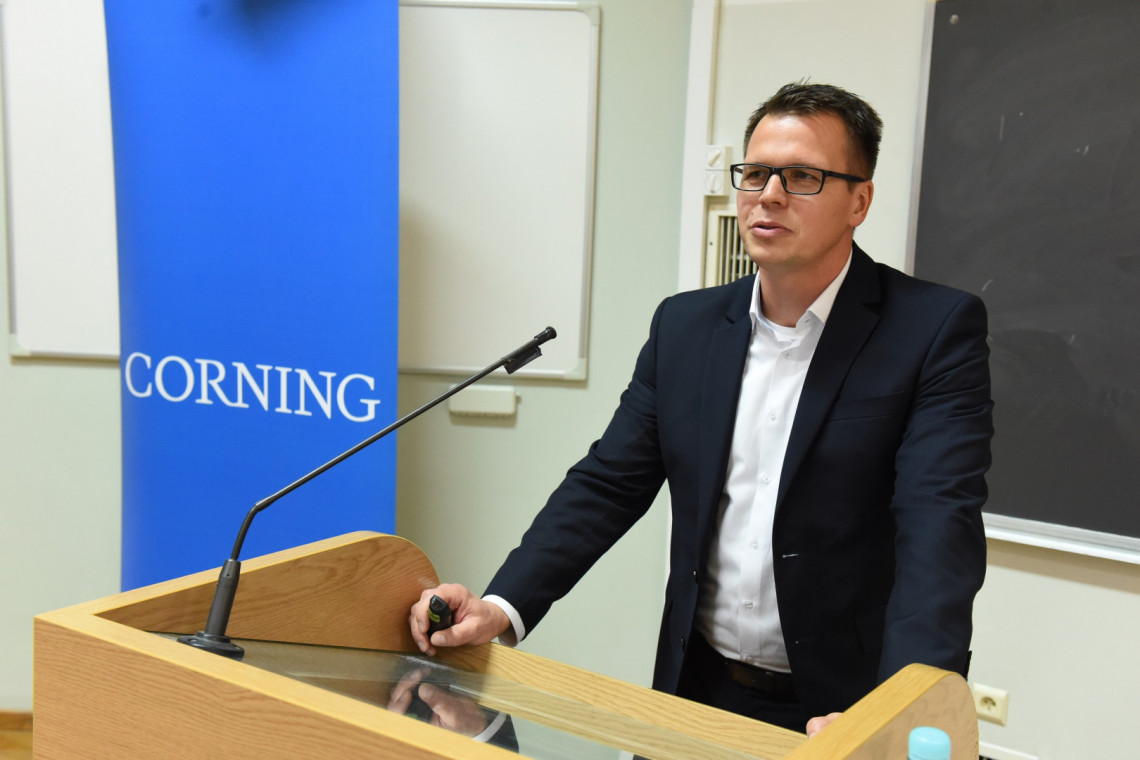 Marek Gagis – dyrektor Zakładu w Strykowie wygłosił wykład poświęcony inżynierom przyszłości oraz Przemysłowi 4.0.