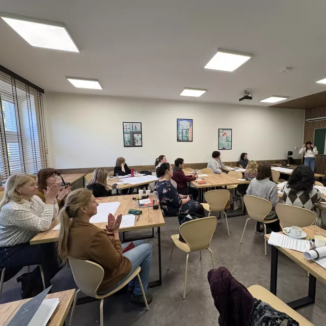 Uczestnicy spotkania w sali seminaryjnej